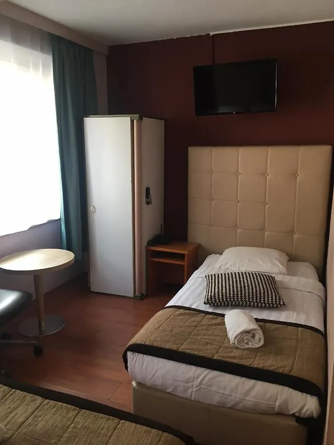 Albert Hotel Saint-Josse-ten-Noode